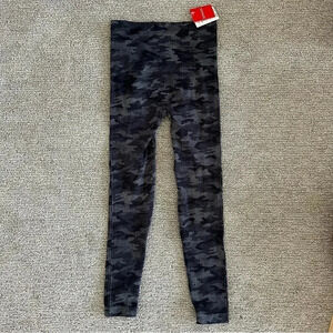 Spanx Look At Me Now‎ Leggings Heather Camo Gray Size Small Seamless NWT